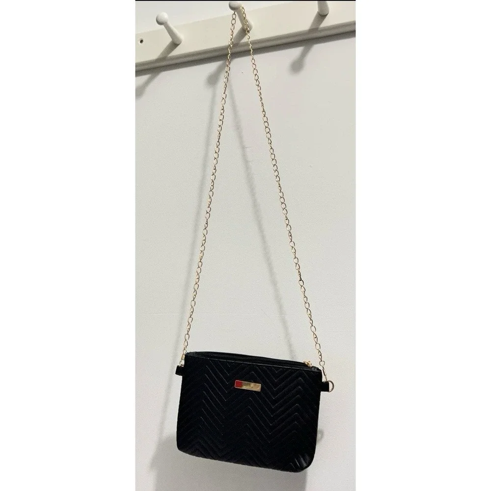 Faux Black Leather Crossbody Shoulder‎ Purse Handbag Gold Chain Accessory
